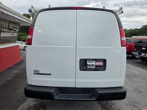 Used 2019 Chevrolet Express 2500 Extended w/ Driver Convenience Package RWD image 5