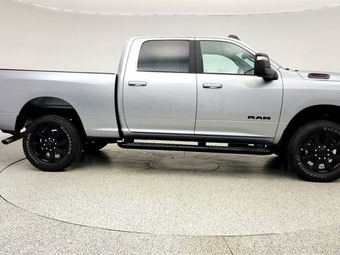 Used 2024 RAM 2500 Big Horn w/ Night Edition AWD/4WD image 4