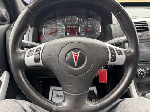 Used 2008 Pontiac Torrent Base AWD 4dr SUV image 16
