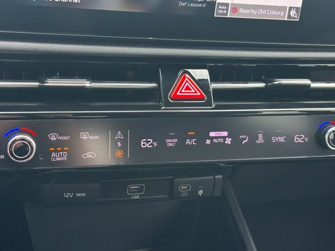 Used 2023 Kia Niro Wind FWD image 21