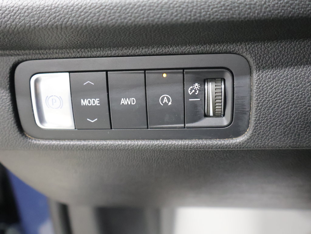 Used 2026 Chevrolet Traverse LT AWD/4WD image 28