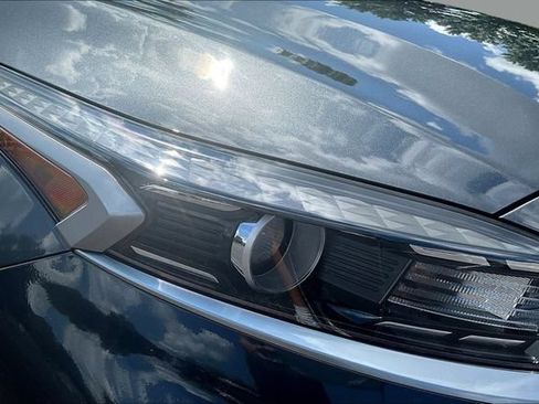 Certified 2024 Kia Forte LXS FWD image 29