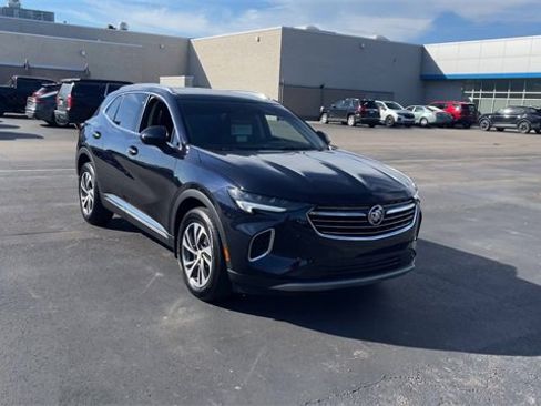 Used 2021 Buick Envision Essence image 2