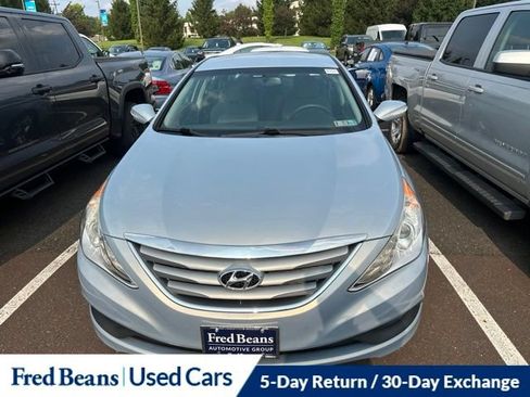 Used 2014 Hyundai Sonata GLS w/ Popular Equipment Group 2 FWD image 2