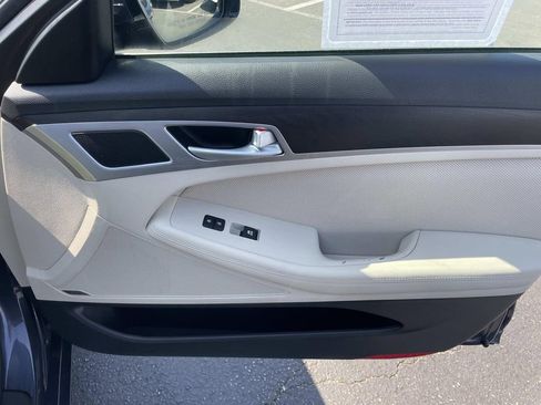 Used 2017 Genesis G80 3.8 w/ Option Group 03 RWD image 27
