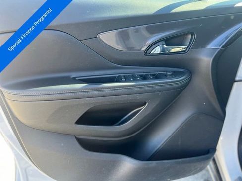Used 2021 Buick Encore Preferred image 11