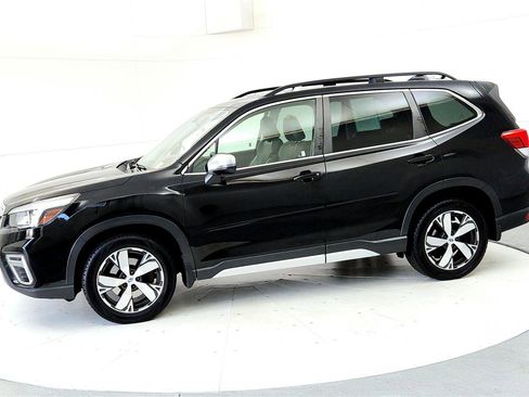 Used 2020 Subaru Forester Touring image 3