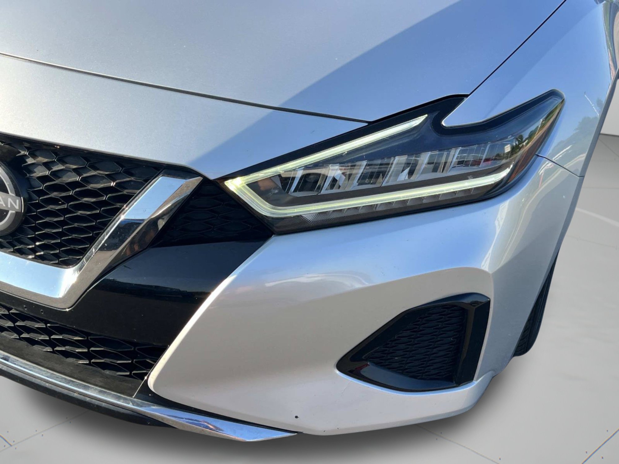 Used 2023 Nissan Maxima SV w/ Floor Mat Group FWD image 33