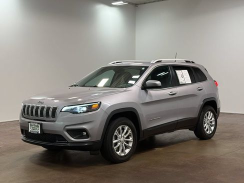 Used 2019 Jeep Cherokee Latitude w/ Comfort & Convenience Group AWD/4WD image 7