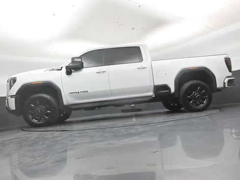 Used 2025 GMC Sierra 2500 AT4 AWD/4WD image 43