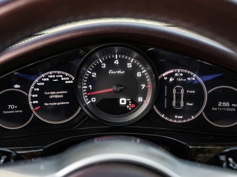 Used 2018 Porsche Panamera Turbo image 24