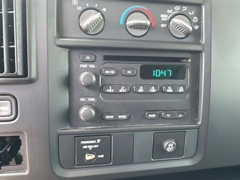 Used 2007 Chevrolet Express 3500 Extended Passenger w/ LT Preferred Equipment Group RWD image 40