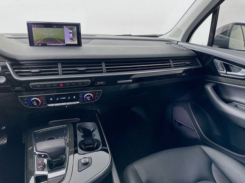 Used 2019 Audi Q7 3.0T Prestige AWD/4WD image 24