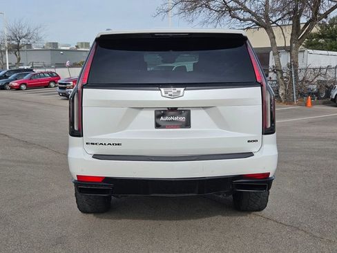 Used 2023 Cadillac Escalade Sport Platinum w/ LPO, ONYX Package image 6