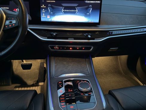 Used 2024 BMW X5 xDrive40i image 14