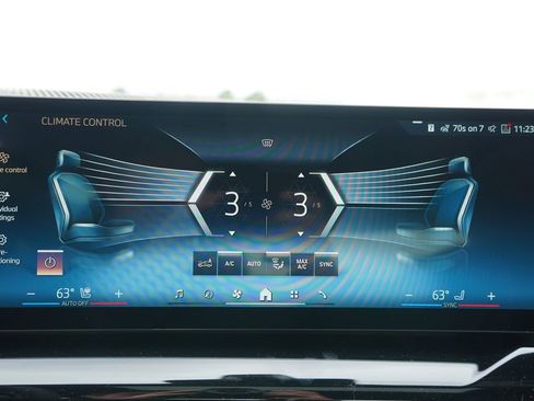 Used 2026 BMW i5 eDrive40 image 18