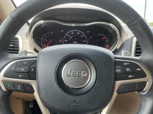 Used 2017 Jeep Grand Cherokee Limited w/ Luxury Group II RWD image 43