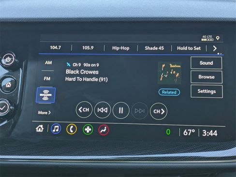 Used 2022 Buick Envision Essence w/ Sport Touring Package image 18