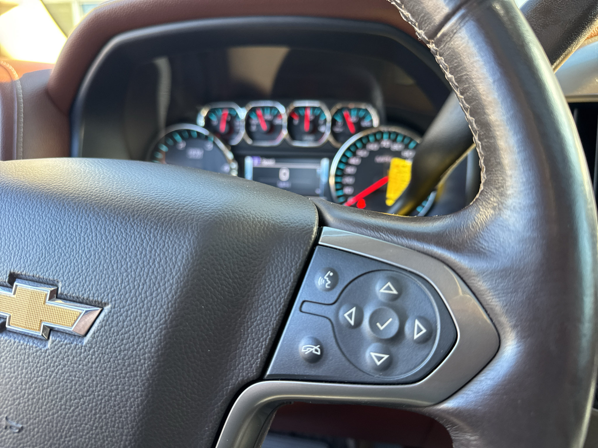 Used 2017 Chevrolet Silverado 3500 High Country w/ Duramax Plus Package AWD/4WD image 24