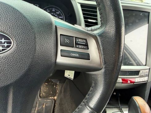 Used 2013 Subaru Outback 2.5i Limited AWD/4WD image 28