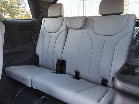 New 2025 Hyundai Palisade SEL image 24