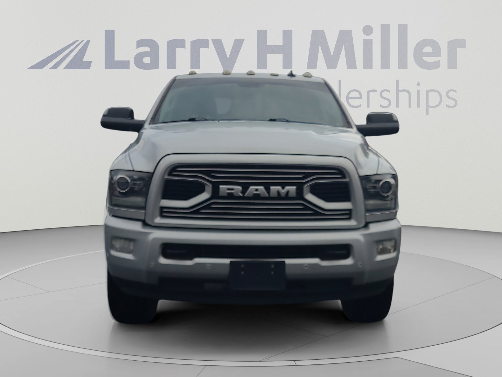 Used 2018 RAM 2500 Laramie w/ Sport Appearance Group AWD/4WD image 8
