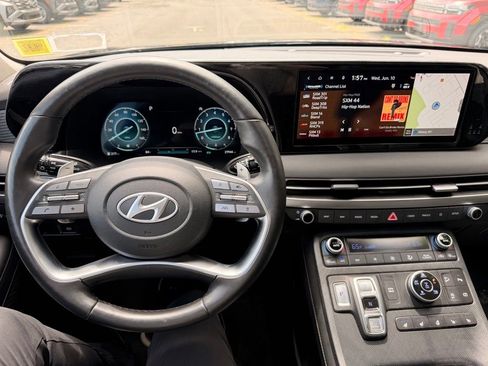 Used 2024 Hyundai Palisade Limited AWD/4WD image 13