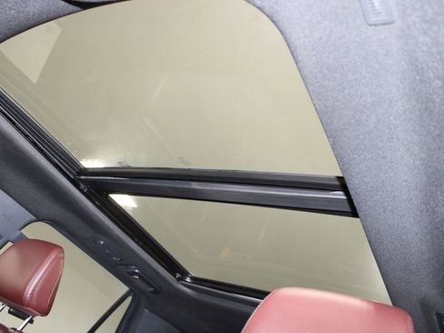 Used 2024 Ford Expedition Limited image 59