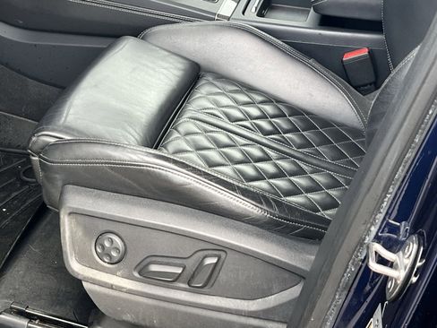 Used 2018 Audi SQ5 Prestige image 13