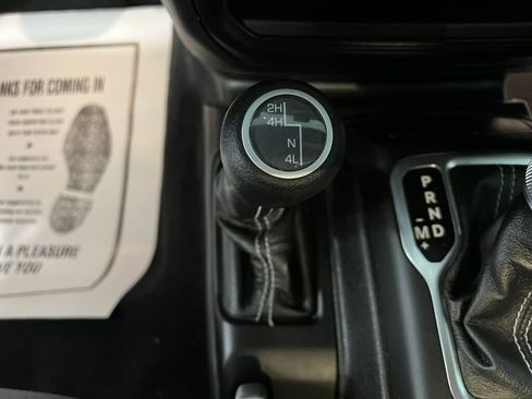 Used 2023 Jeep Wrangler Sahara image 20