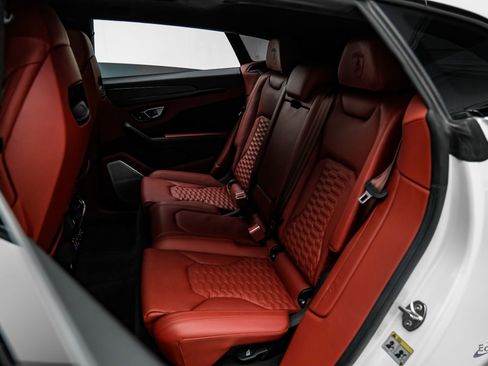 Used 2022 Lamborghini Urus image 91