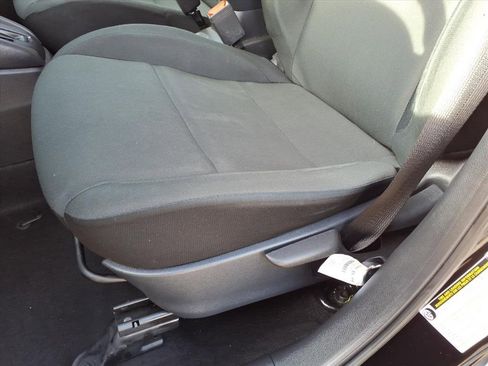 Used 2024 Nissan Kicks S image 16