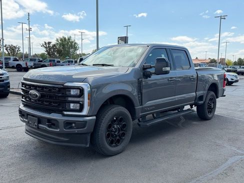 Used 2024 Ford F250 Lariat w/ Lariat Ultimate Package AWD/4WD image 7