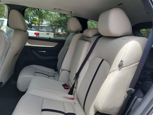 New 2026 MAZDA CX-90 3.3 Turbo w/ Preferred Package AWD/4WD image 12