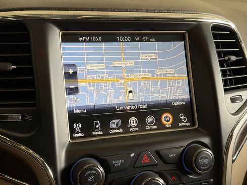 Used 2021 Jeep Grand Cherokee Limited image 27