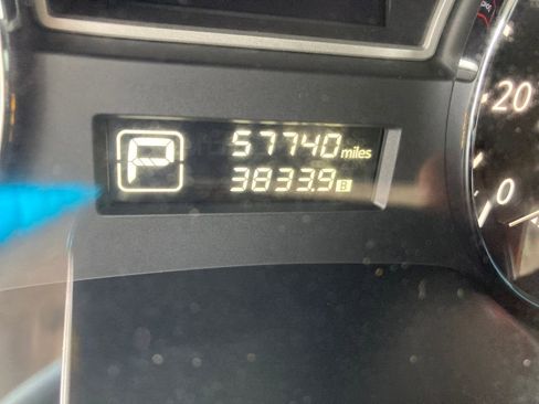 Used 2015 Nissan Pathfinder S AWD/4WD image 20