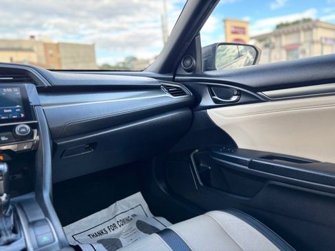 Used 2017 Honda Civic EX-L image 24