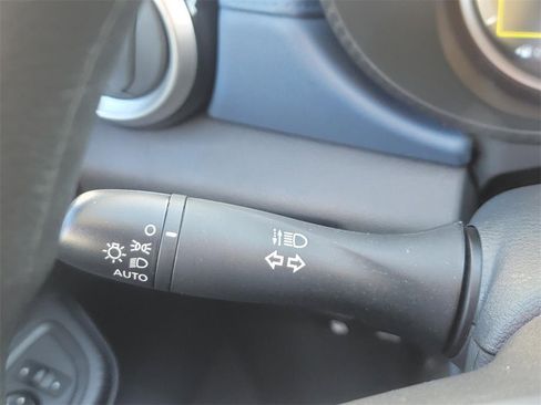 Certified 2025 Nissan Versa SV w/ Trunk Package image 29