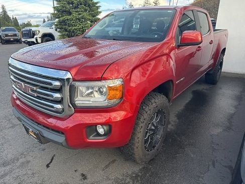 Used 2015 GMC Canyon SLE AWD/4WD image 3
