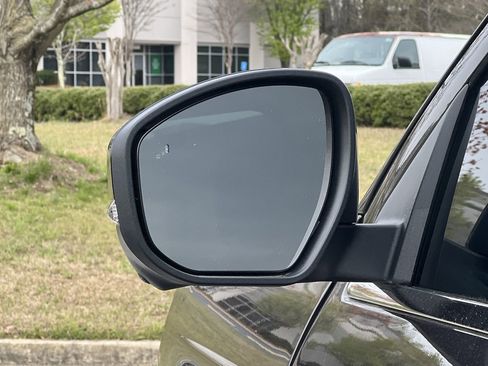 New 2026 Ford Expedition Active image 27