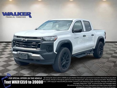 Used 2024 Chevrolet Colorado Trail Boss w/ Advanced Trailering Package AWD/4WD image 1