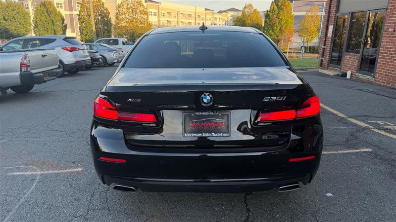Used 2021 BMW 530i xDrive w/ Premium Package AWD/4WD image 14