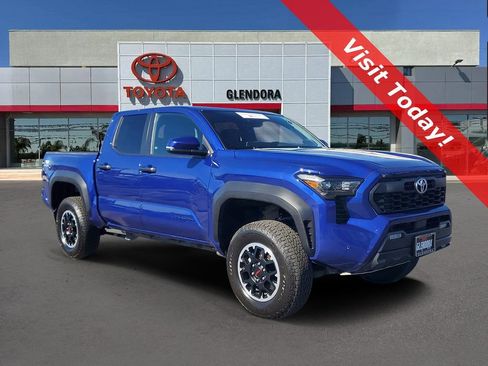 Certified 2024 Toyota Tacoma TRD Off-Road image 1