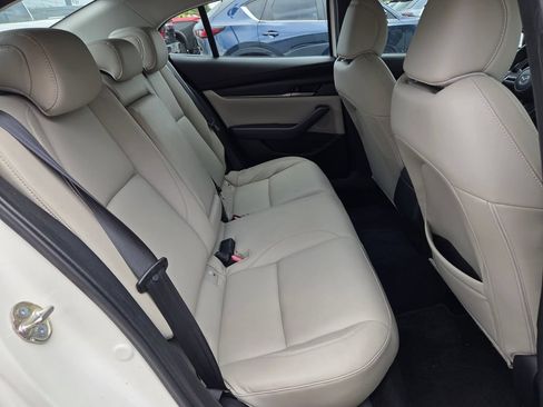 Used 2020 MAZDA MAZDA3 Sedan w/ Select Package FWD image 12