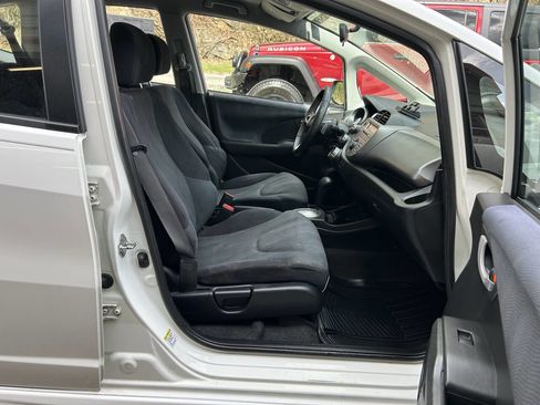 Used 2010 Honda Fit Sport image 19