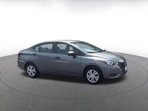 Used 2024 Nissan Versa S FWD image 2
