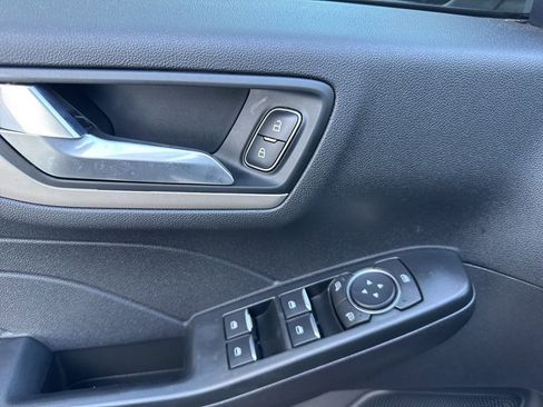 Used 2022 Ford Escape SEL image 14