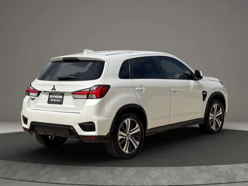 Used 2021 Mitsubishi Outlander Sport ES FWD image 2