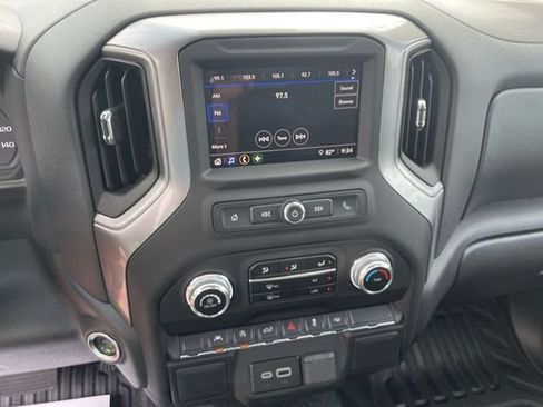 Used 2025 GMC Sierra 1500 Pro w/ Convenience Package RWD image 16