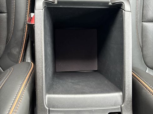 Used 2023 GMC Acadia AT4 w/ Technology Package image 26